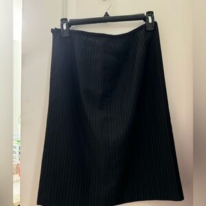 Kasper woman’s stretch pencil skirt